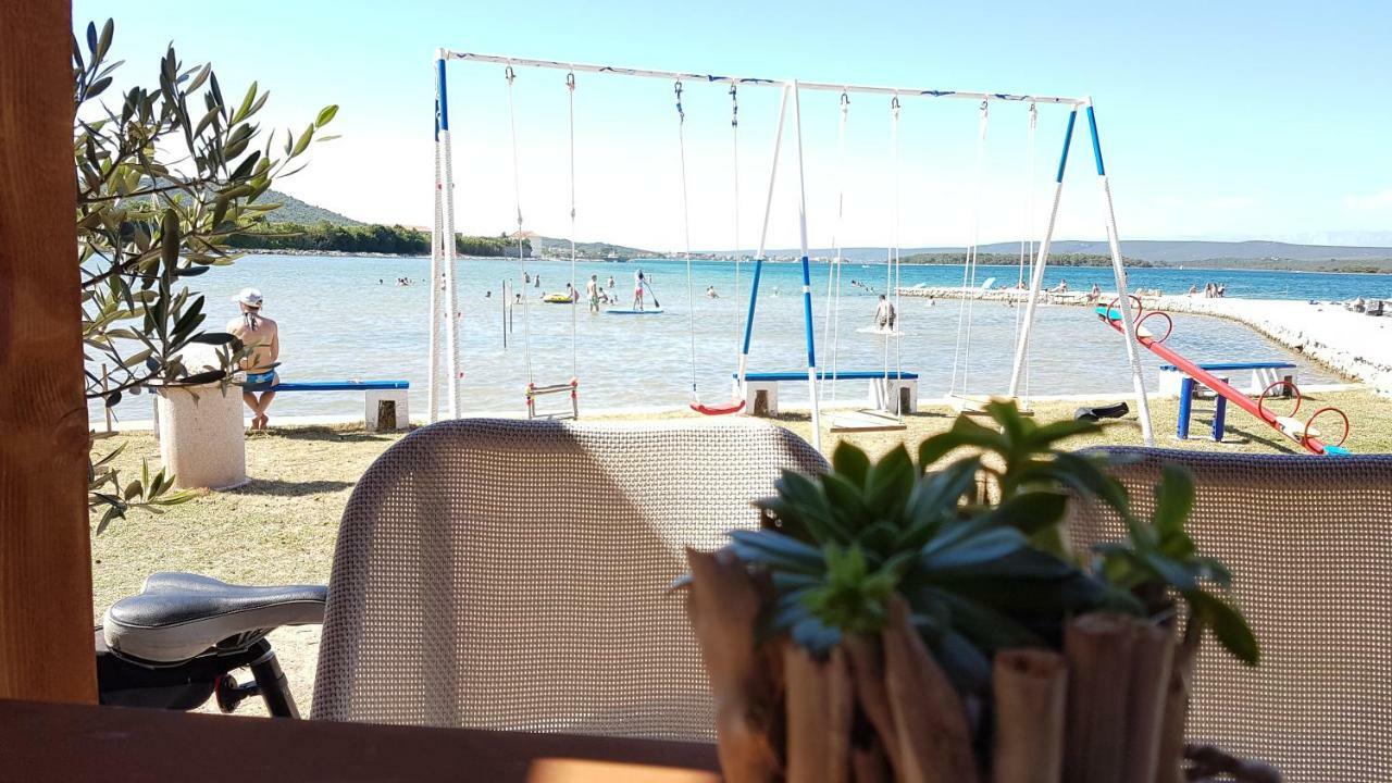 Apartment Lana Pašman Екстериор снимка