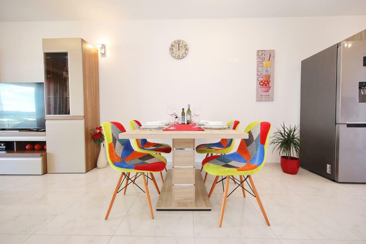 Apartment Lana Pašman Екстериор снимка